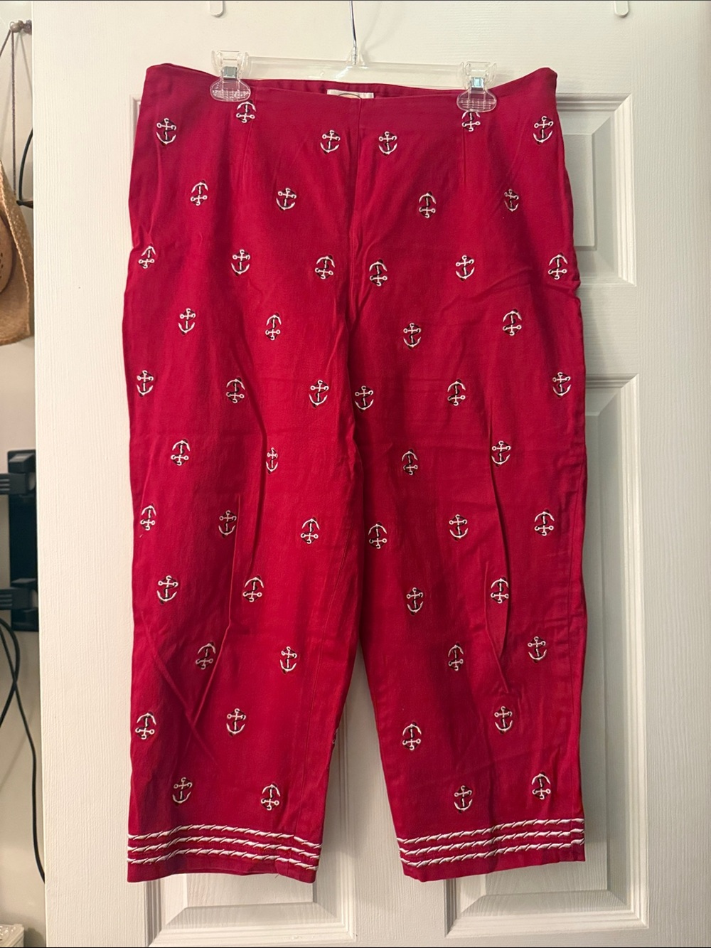 Talbots Red Anchors Capris